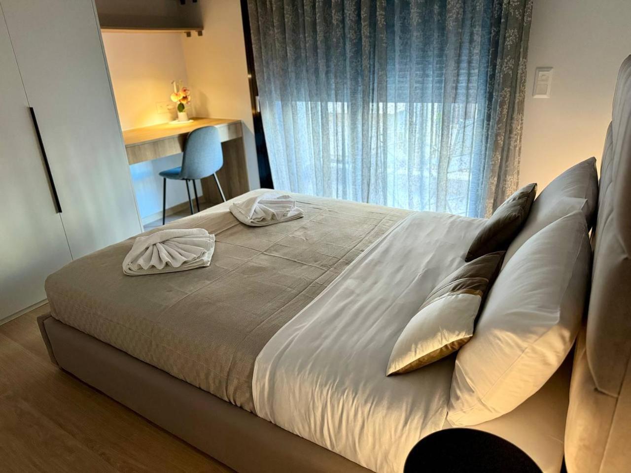 Lux Residence Ampelokipi Athens Ngoại thất bức ảnh